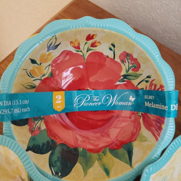The Pioneer Women 4 pc. Set 2 Bowl/2 Plates NWT - Picture 2 of 6